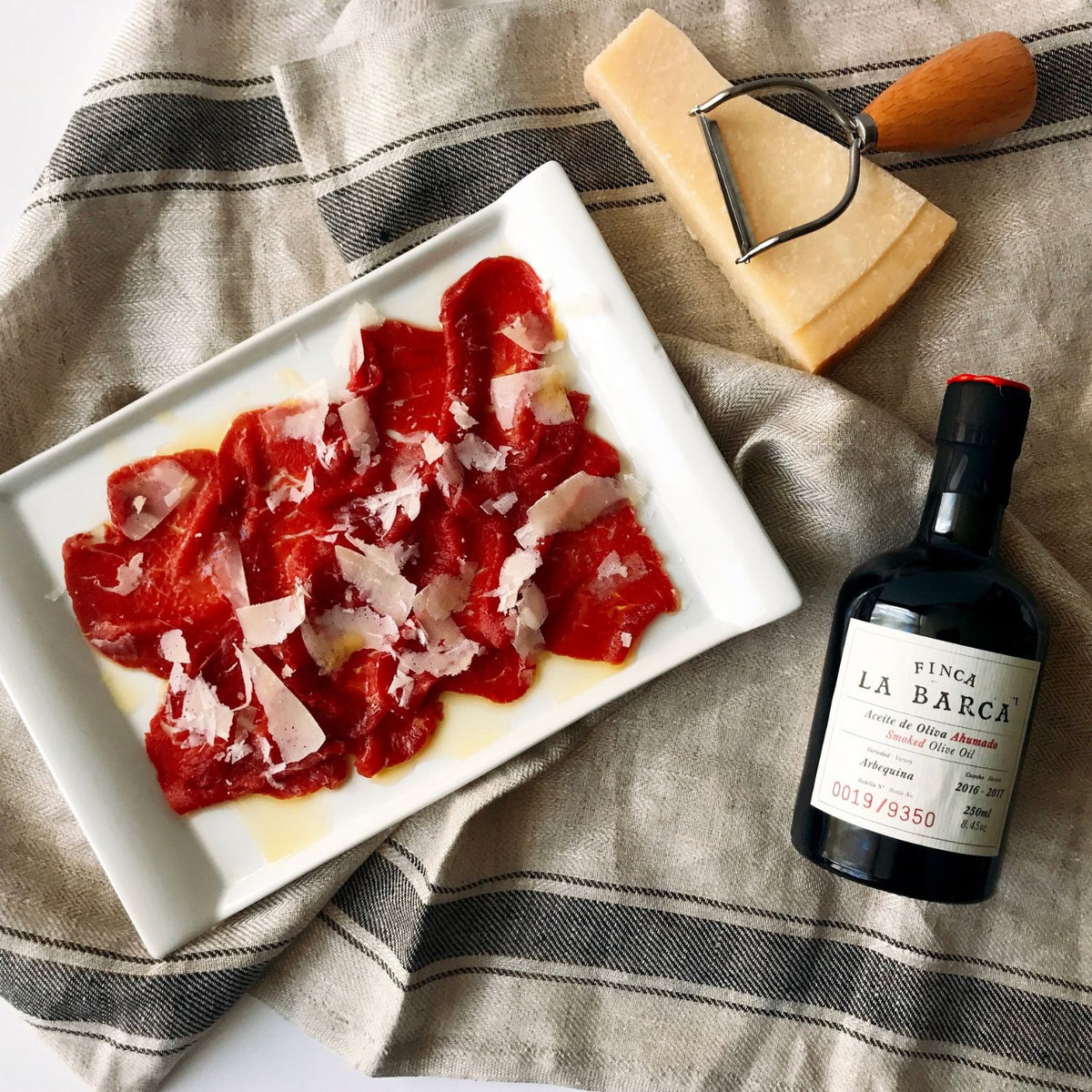 Geräuchertes Olivenöl Finca La Barca 250–500 ml